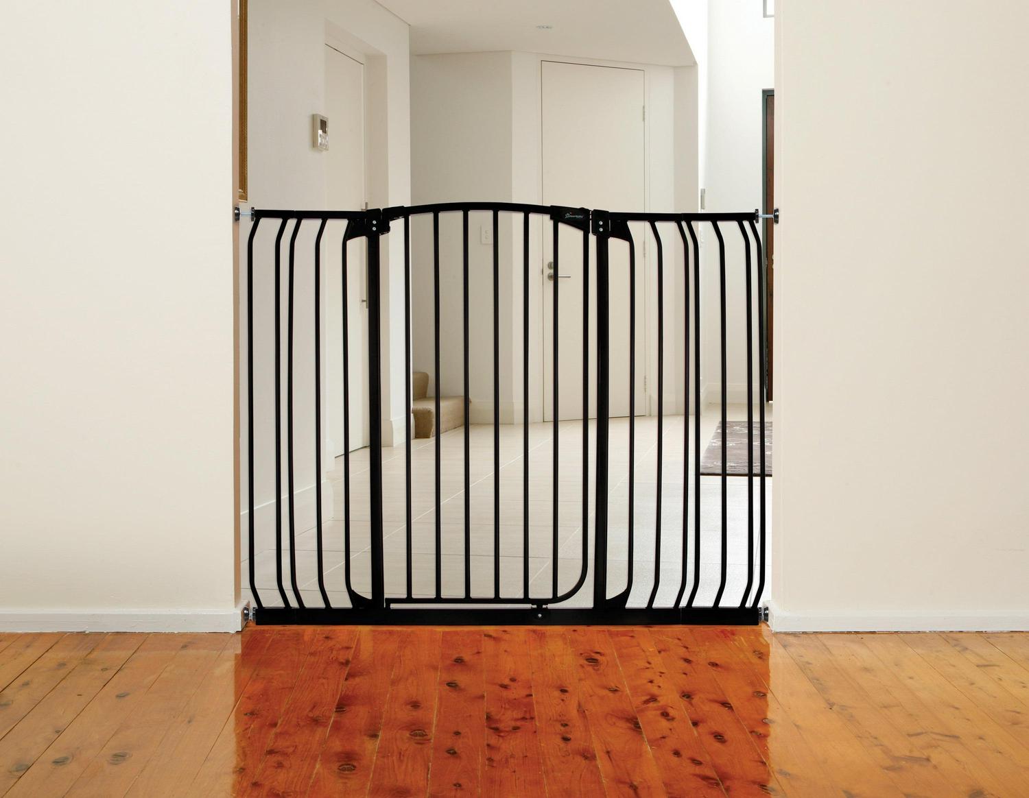 Dreambaby? Chelsea Extra-Tall Swing Close Hallway Gate