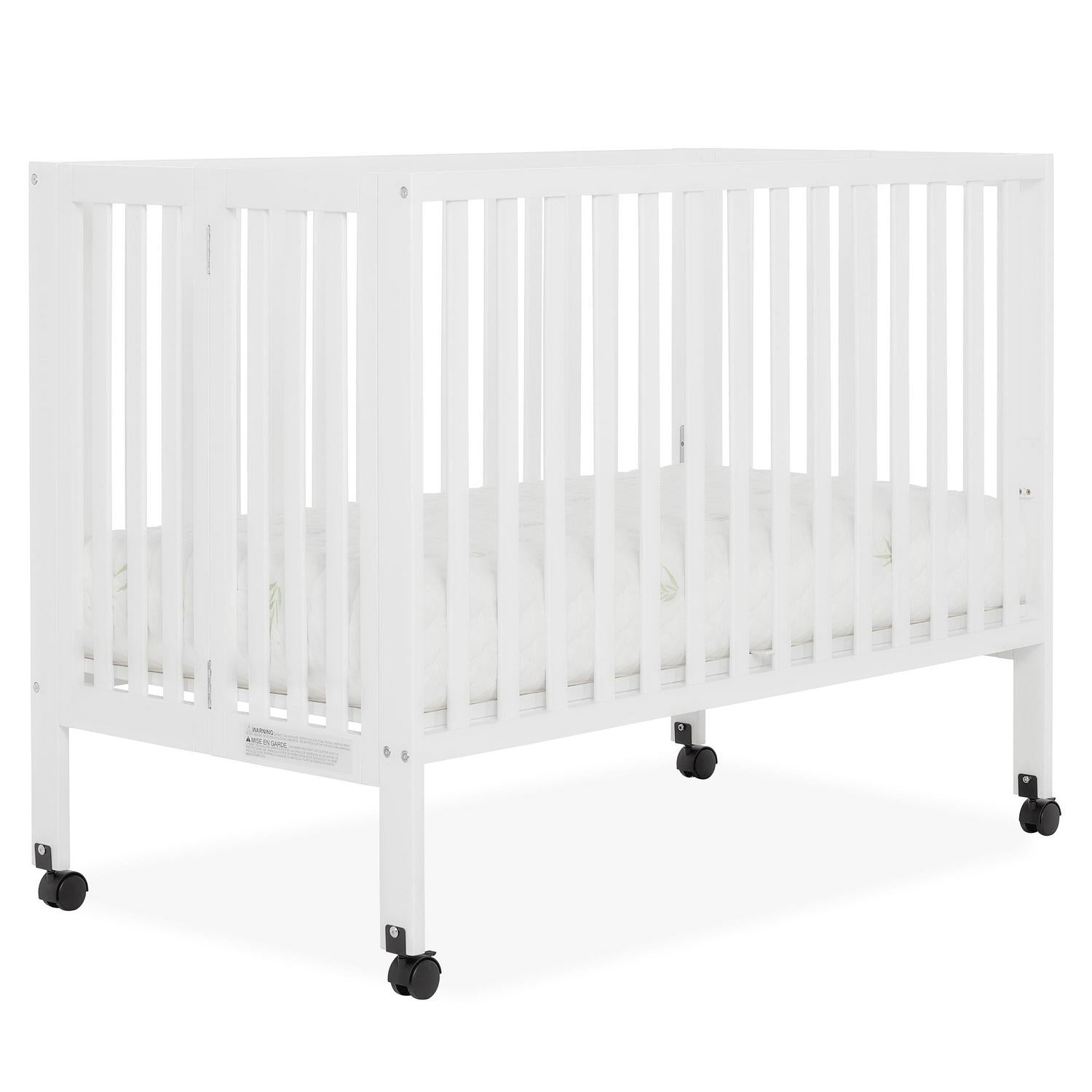 Dream On Me Quinn Full-Size Folding Crib. Removable Wheels. Modern Nursey. Adjustable Mattress Support. Patent Folding System in White
