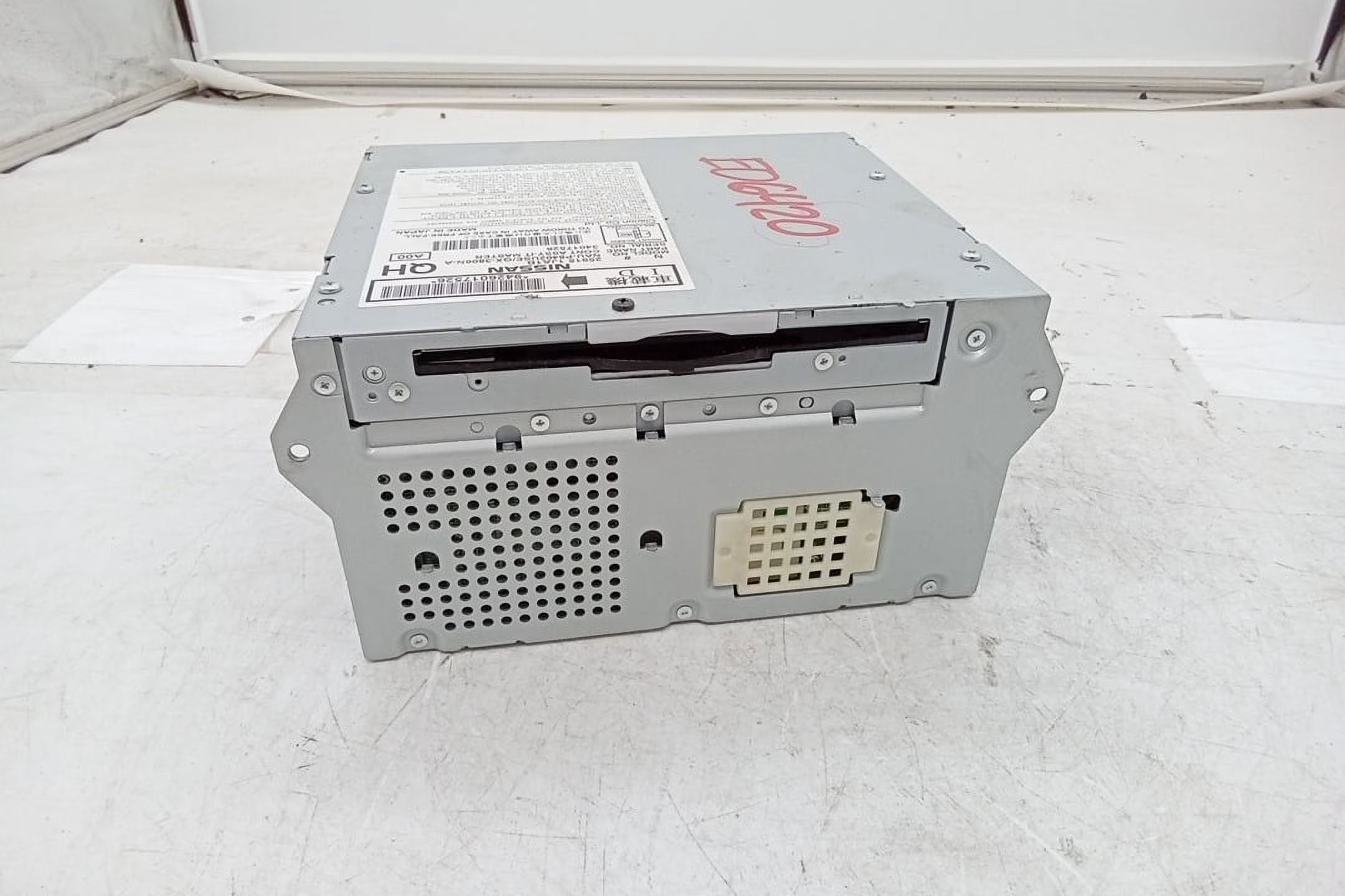 Pre-Owned 2013 Nissan Pathfinder CD Player Navigation Radio OEM - Verify Specific Vehicle Fitment In Description - (Good)