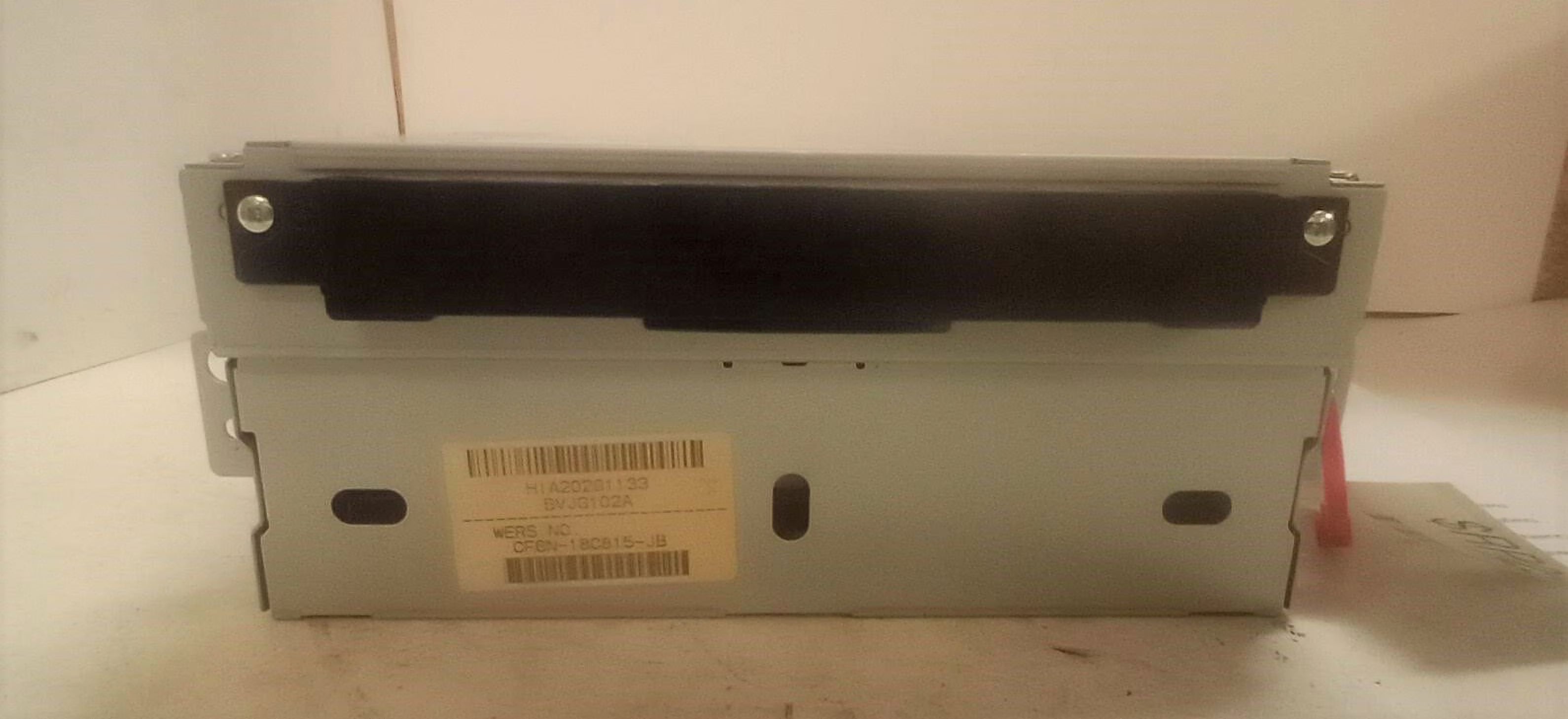 Pre-Owned 12-13 Land Rover LR4 AM FM CD Player Radio Receiver w/ Navigation OEM LKQ (Good)