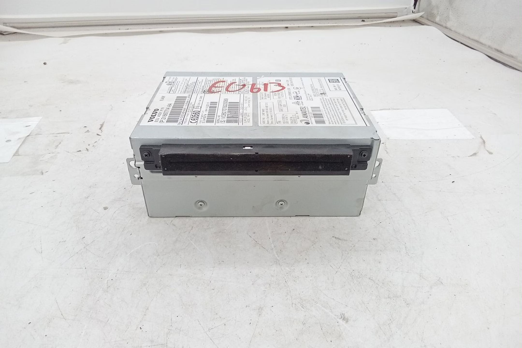 Pre-Owned 2016 Volvo V60 Navigation Radio 31667714AA OEM (Good)