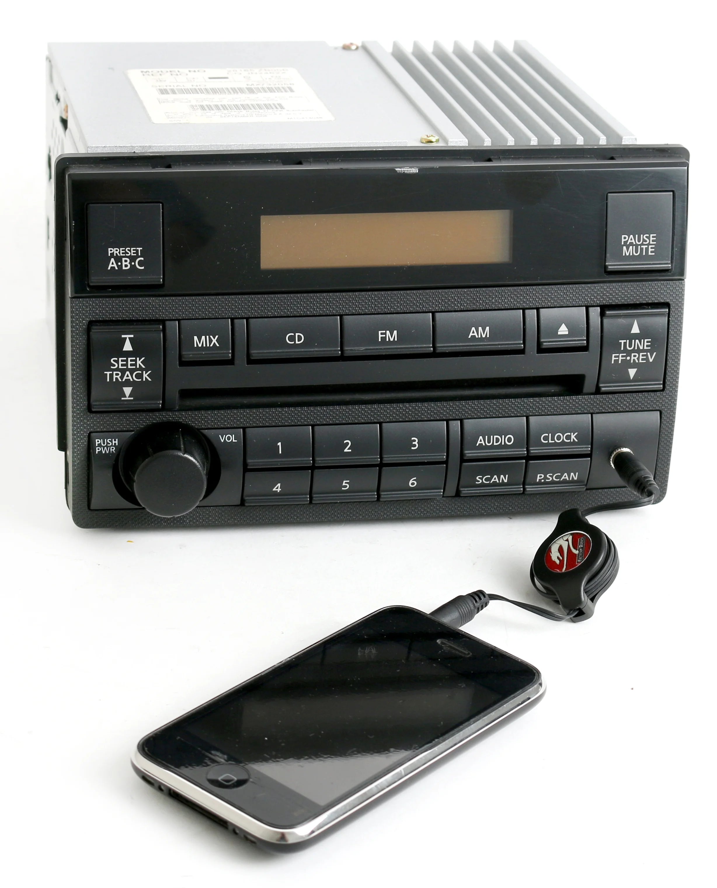 Restored Nissan Altima 20052006 Radio AM FM CD w Aux Input Standard Vol Ctrl 28185ZB00B (Refurbished)