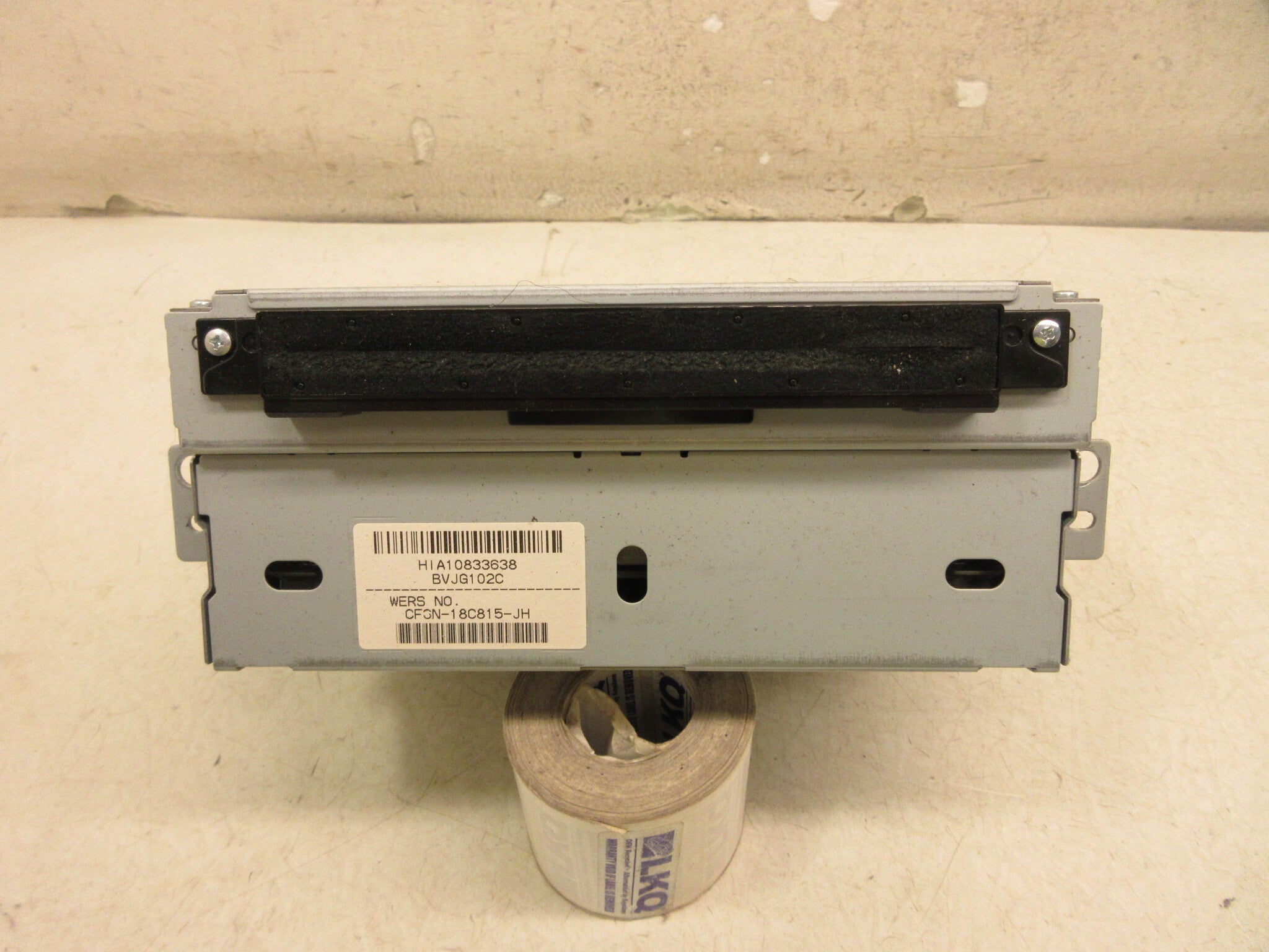 Pre-Owned 12-16 Range Rover Evoque AM FM CD Navigation Radio Player Receiver OEM LKQ - Verify Specific Vehicle Fitment In Description - (Good)