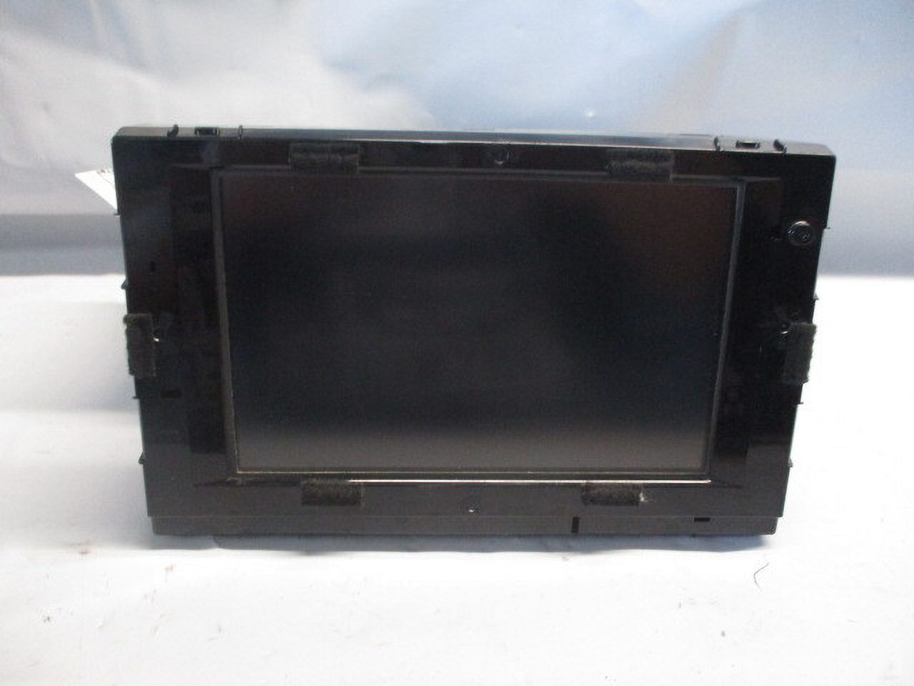 Pre-Owned 2017 2018 Kia Optima AM FM Radio Receiver w/Display OEM - Verify Specific Vehicle Fitment In Description - (Good)