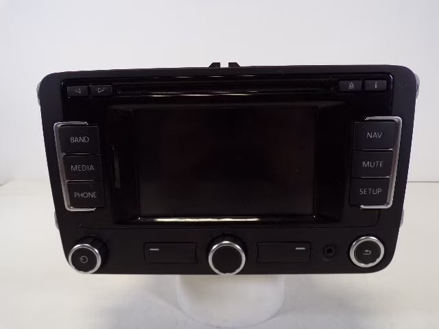 Pre-Owned 12-17 Volkswagen CC CD Player Navigation Radio OEM LKQ - Verify Specific Vehicle Fitment In Description - (Good)