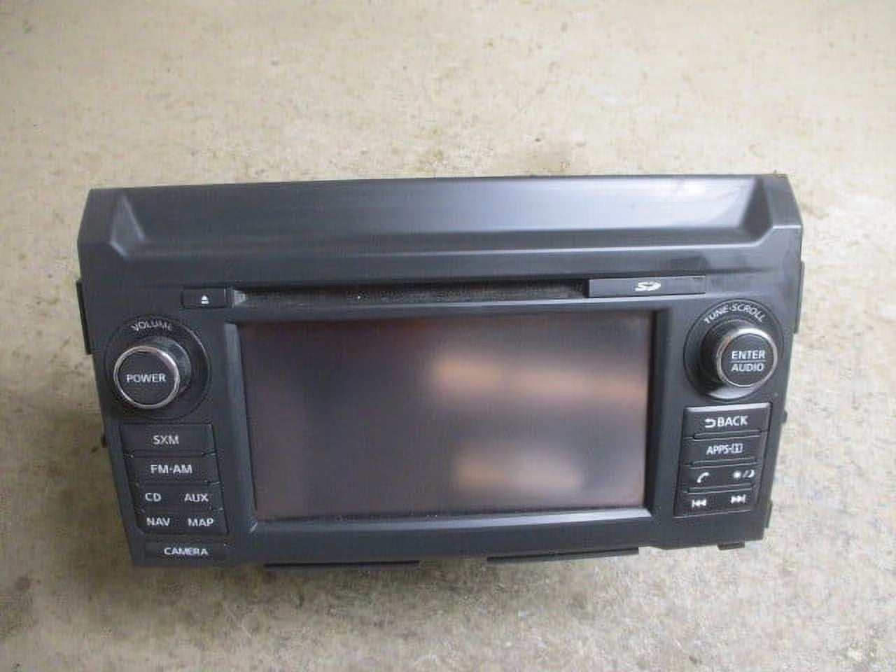 Pre-Owned 2016 Nissan Titan XD Single Disc CD Navigation Player Radio Stereo OEM LKQ (Good)