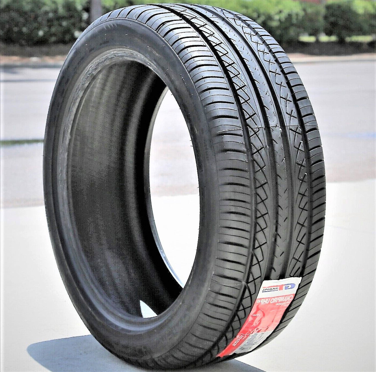 GT Radial CHAMPIRO UHP AS 245/45ZR18 96Y