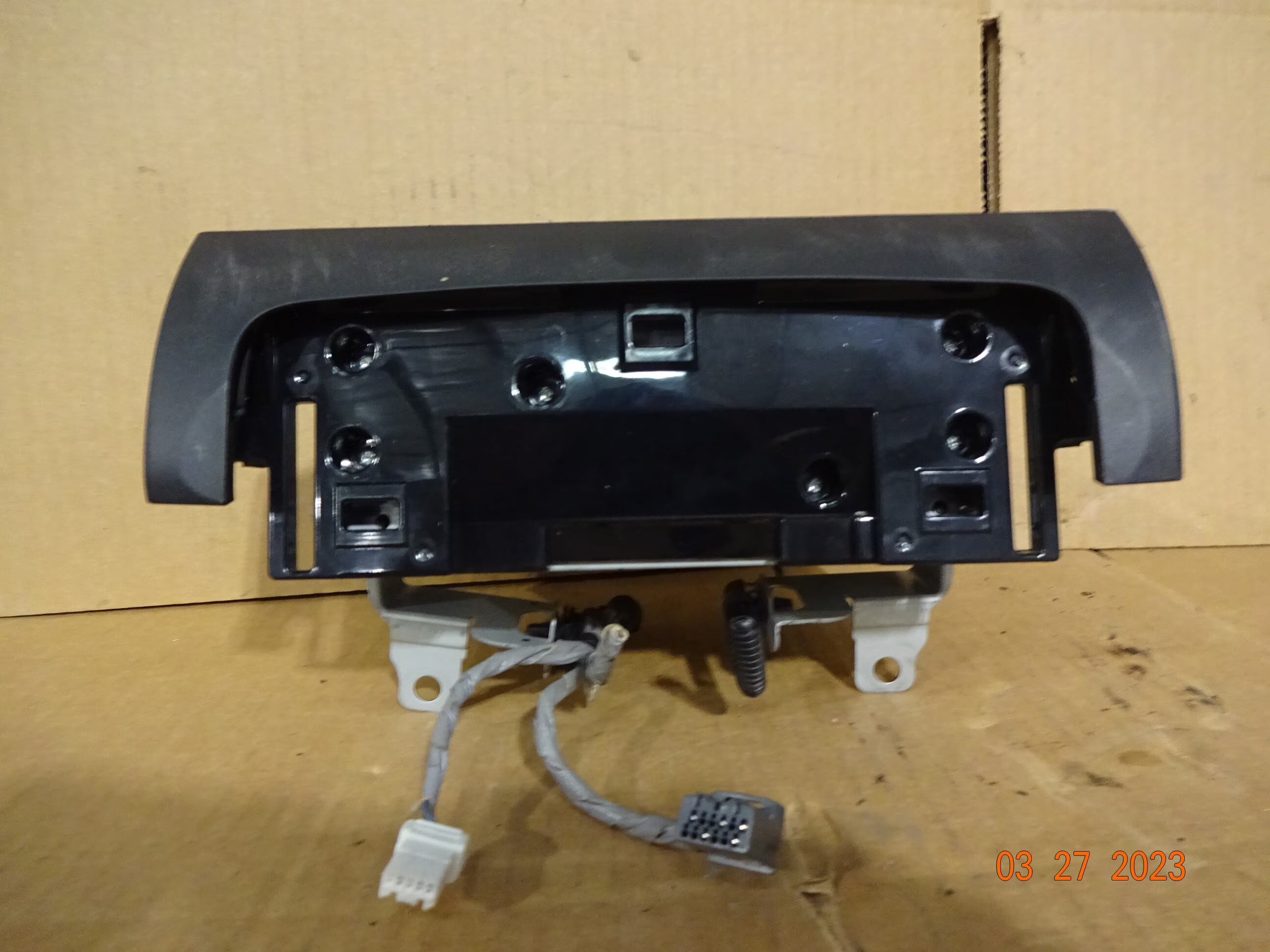 Pre-Owned 2019 Honda Civic AM FM Radio Receiver OEM - Verify Specific Vehicle Fitment In Description - (Good)