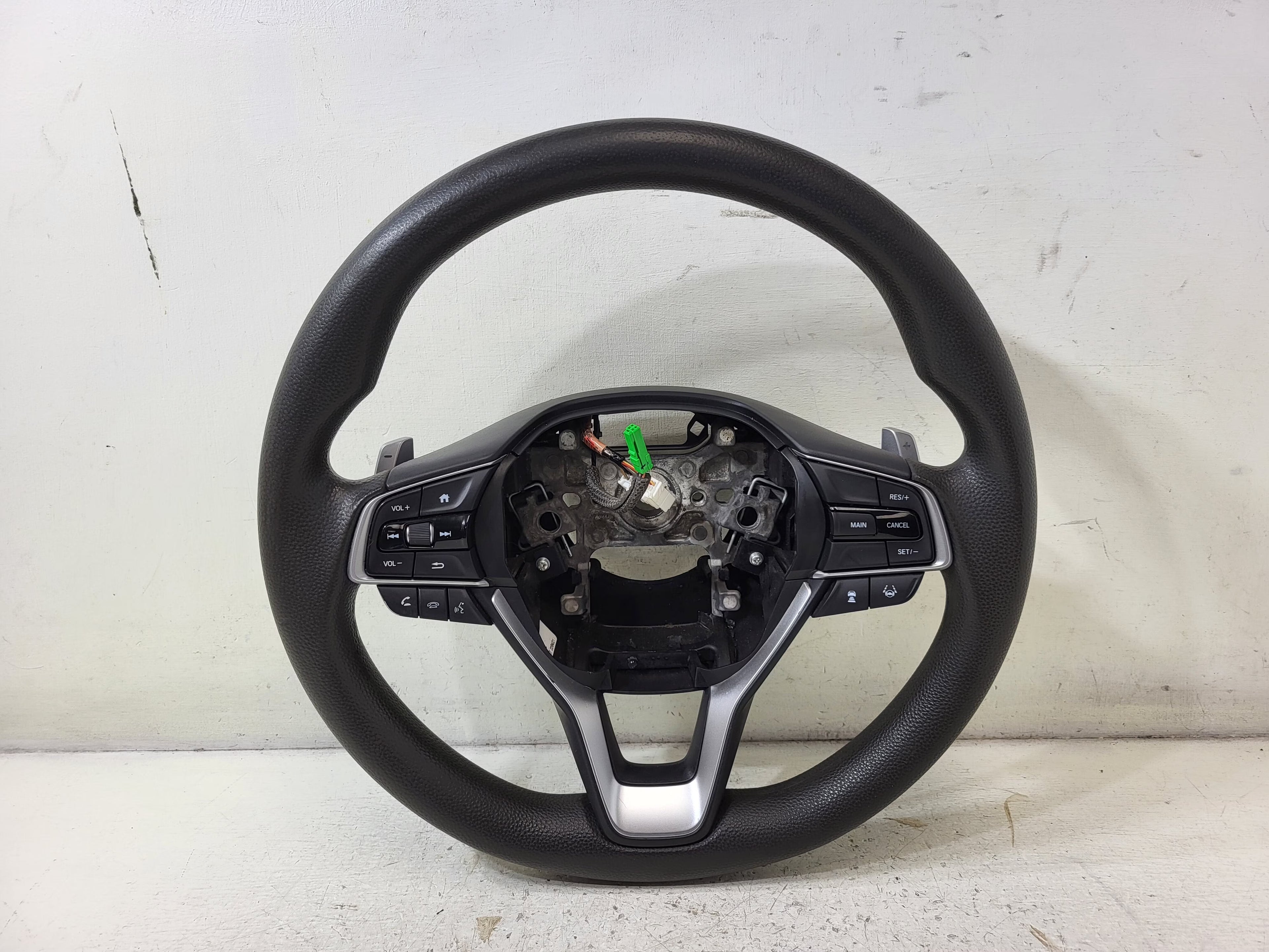 Pre-Owned 2021 Honda Insight Driver Steering Wheel w/ Audio & Cruise Control OEM LKQ - Verify Specific Vehicle Fitment In Description - (Good)