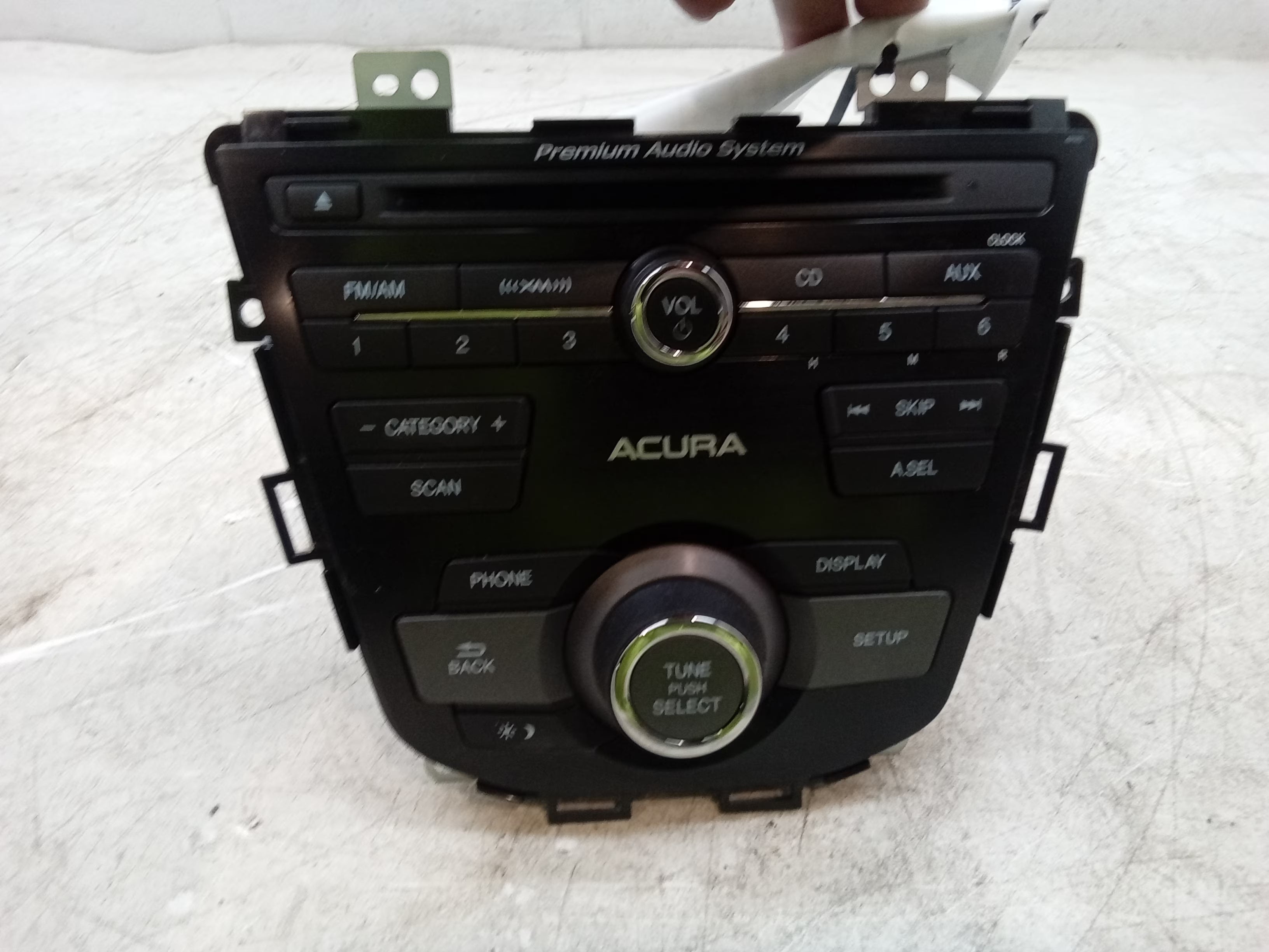 Pre-Owned 15 Acura RDX 4PRO CD Player Radio OEM - Verify Specific Vehicle Fitment In Description - (Good)