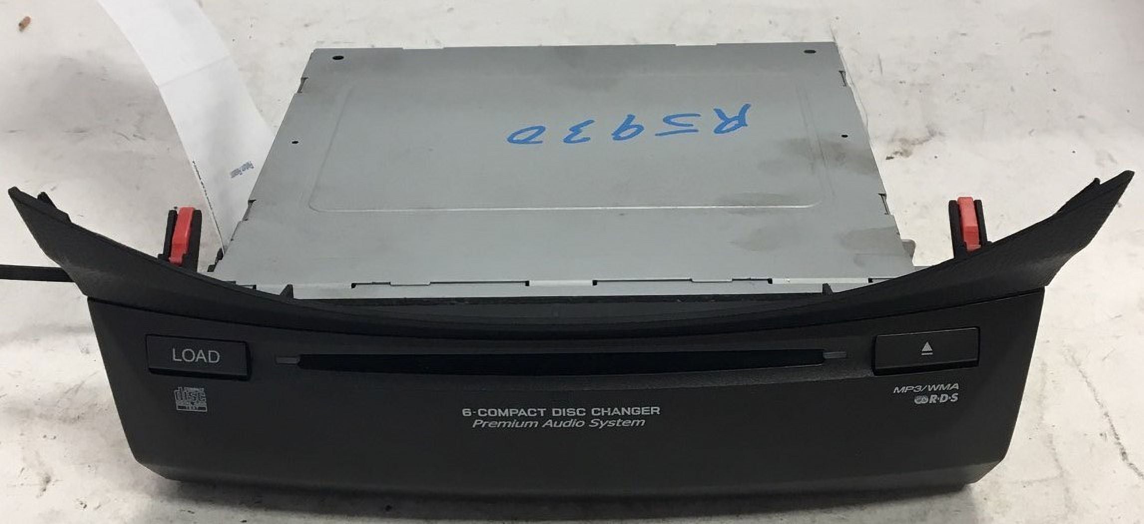 Pre-Owned 10-11 Honda Crosstour 6 Disc CD Player Lower Dash OEM LKQ - Verify Specific Vehicle Fitment In Description - (Good)