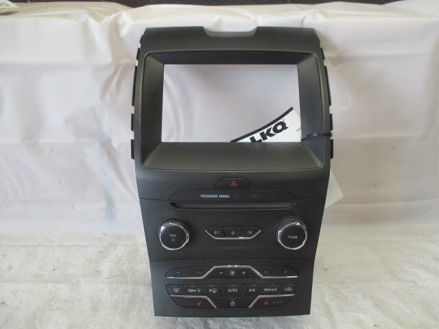 Pre-Owned 2016 2017 2018 Ford Edge Radio Control Panel w/Temperature Controls OEM (Good)