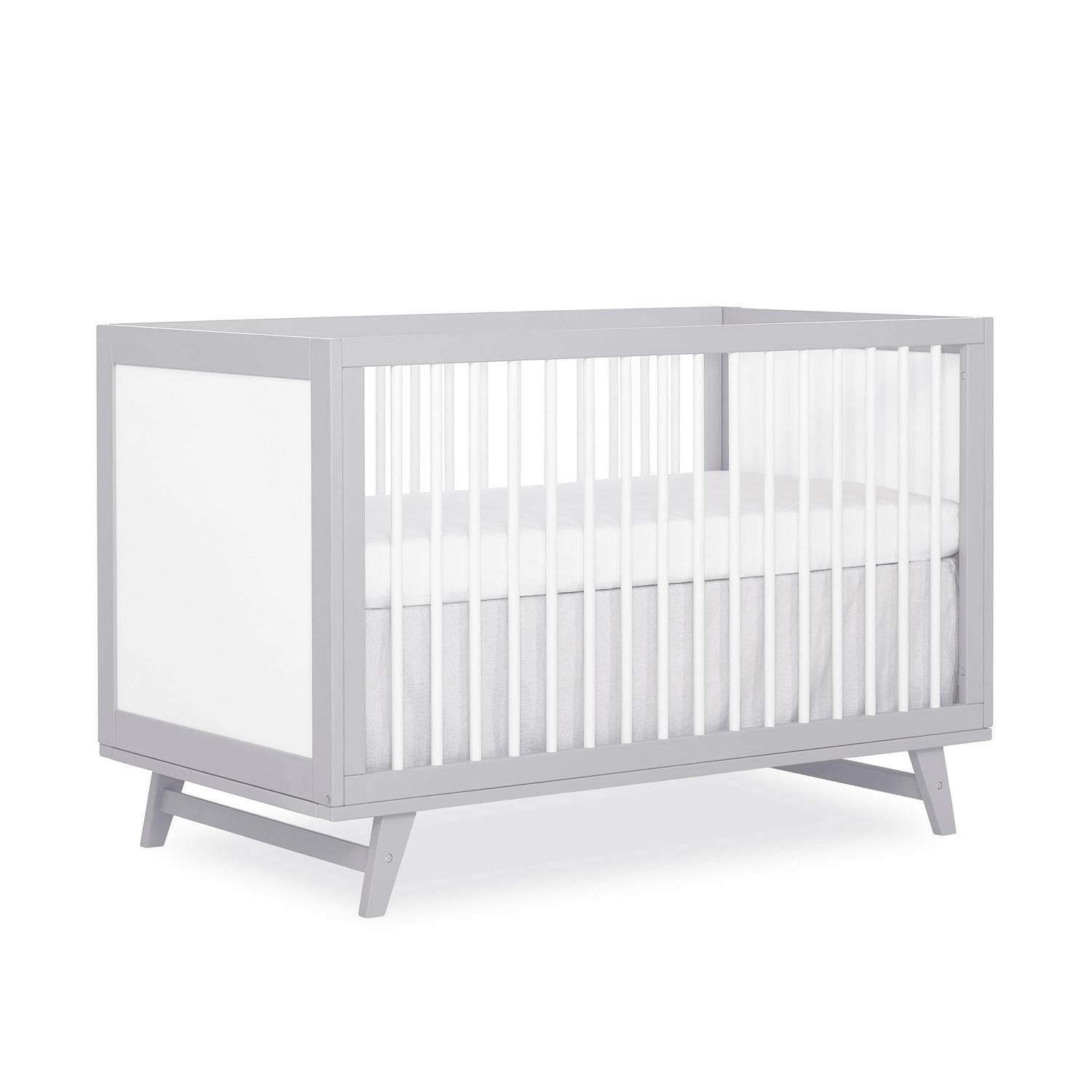 Dream On Me Carter 5-in-1 Full Size Convertible Crib. Grey and White